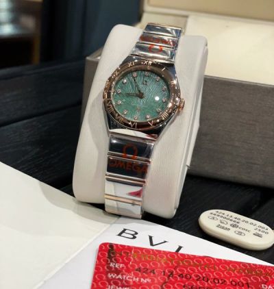 Replica Omega Constellation 28MM New Style Green Dial Watch